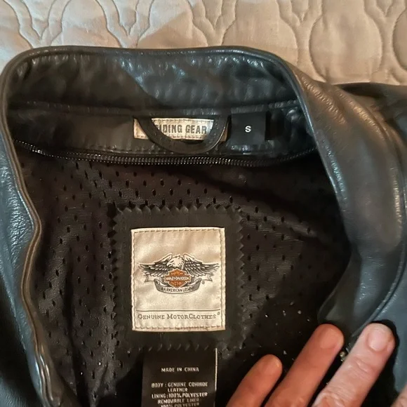 WOMENS VINTAGE Harley Leather Coat. - Picture 3 of 3